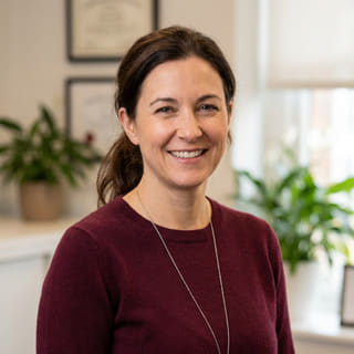 Προφίλ της Laura Bennett, η οποία κατέχει τη θέση Head of Platform Standards στην Λογαριώνας